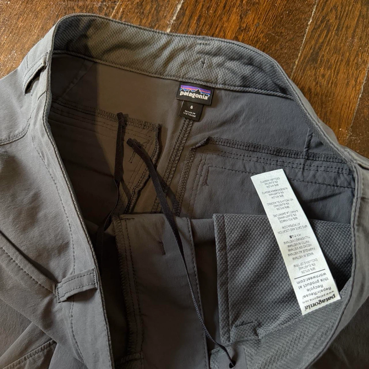 Patagonia Women’s Shorts Size 6 - photo 5