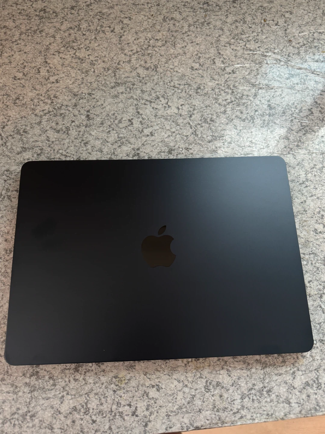 Apple MacBook Air M2, 2022, 8GB RAM - photo 2