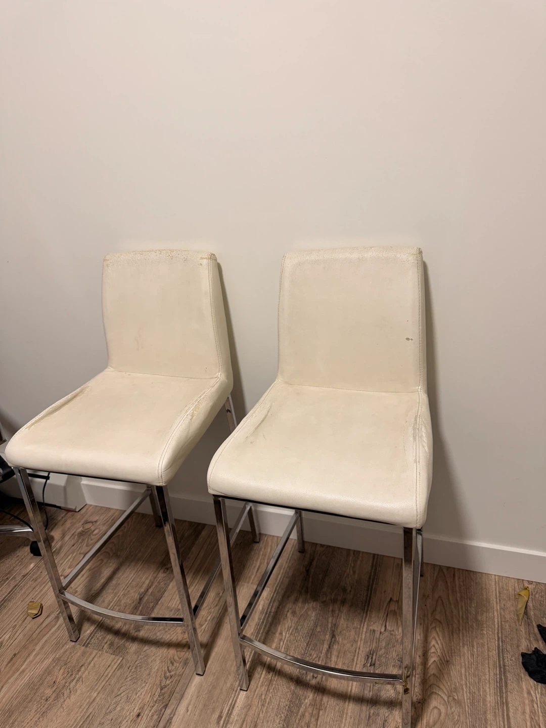 Set of 3 White Faux Leather Bar Stools