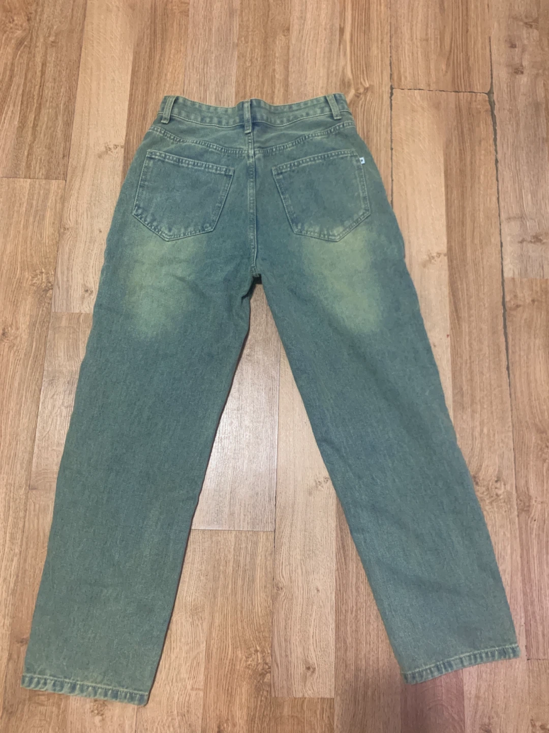 Light Wash Ripped Jeans - photo 2