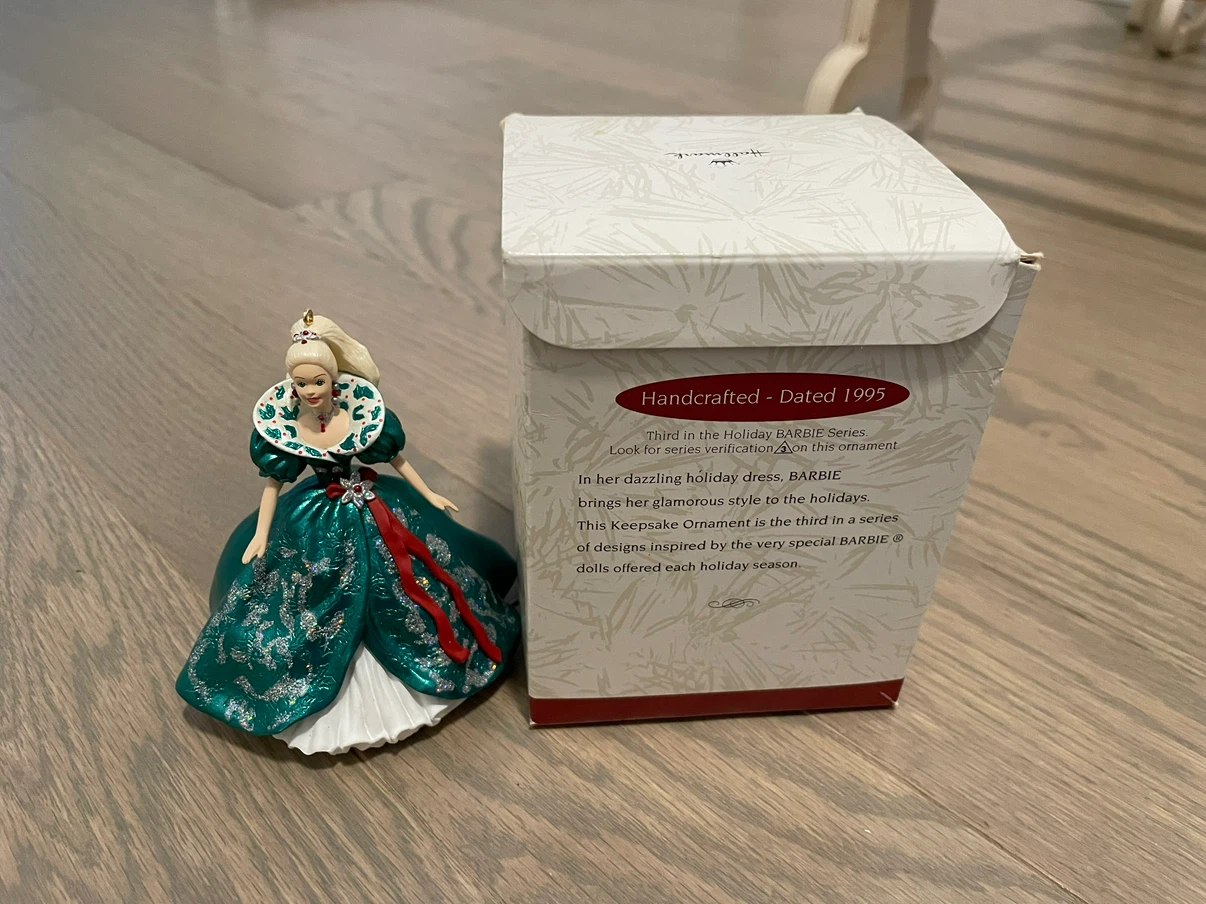 Hallmark Keepsake Barbie Holiday Ornament 1995 - photo 2