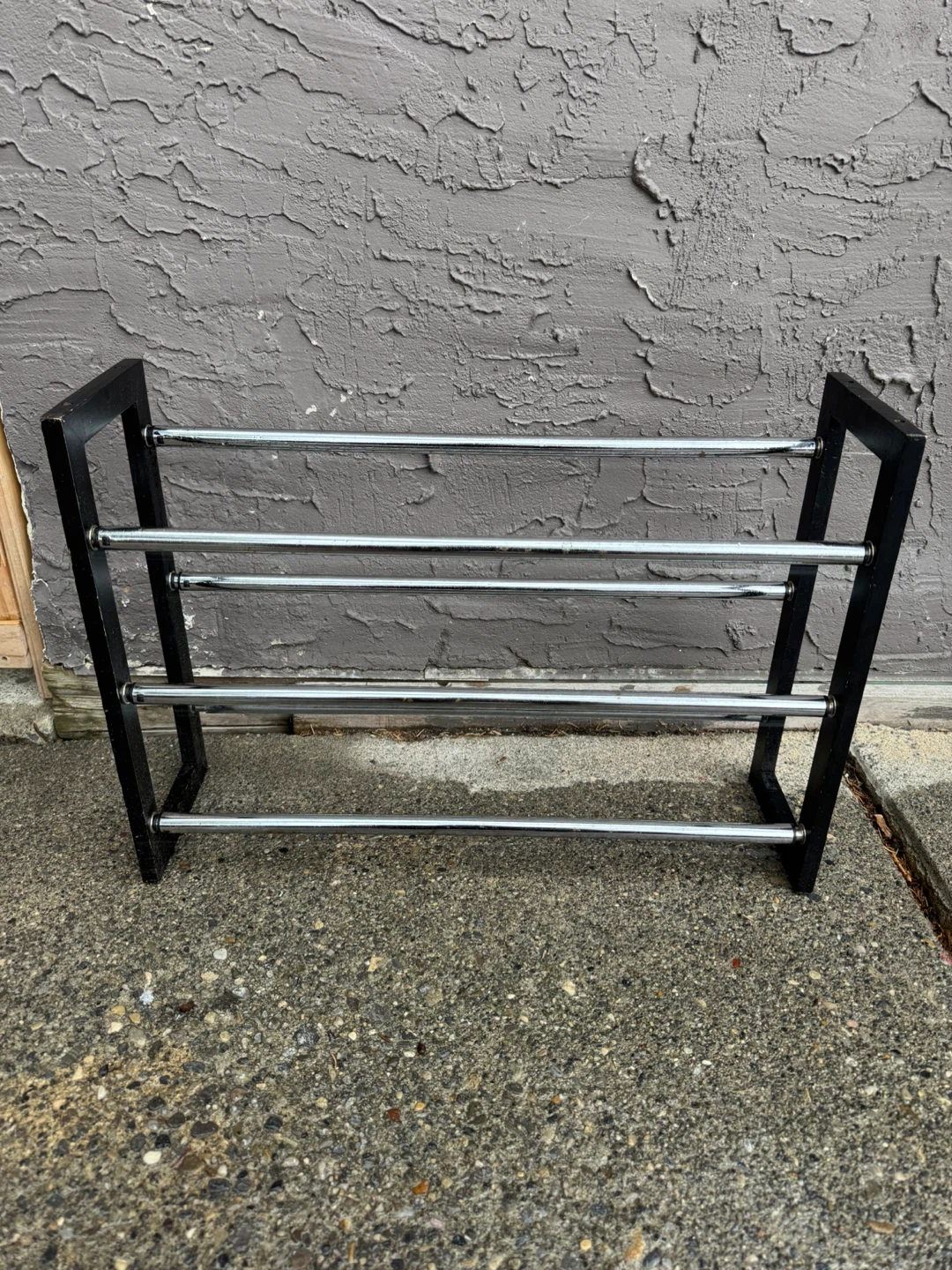 3 - tier expandable shoe rack