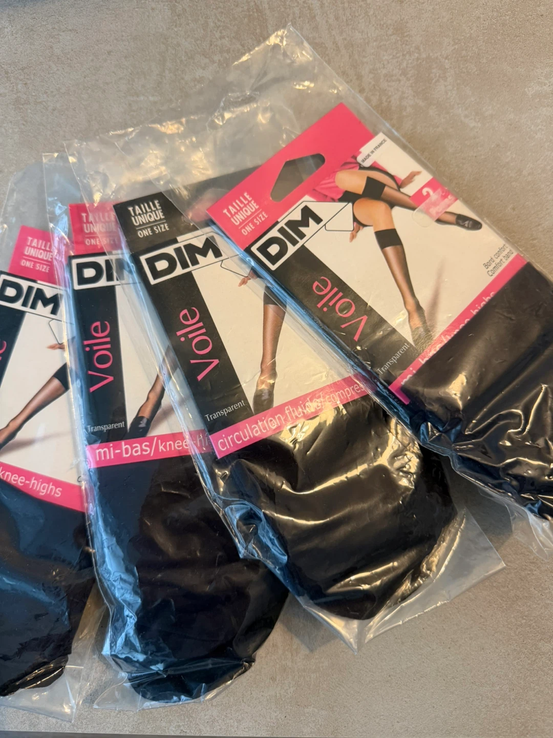 DIM Knee Hi Sheer Stockings