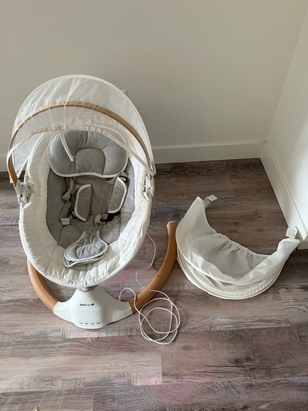Jool Baby Electric Baby Swing – Excellent Condition - photo 2
