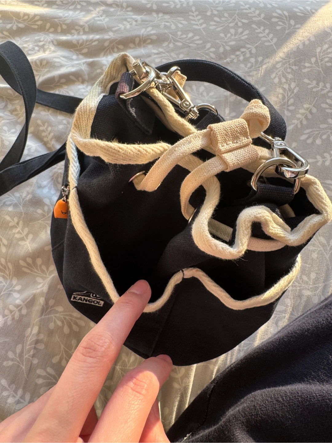 Kangol Drawstring Bucket Shoulder Strap Bag - Navy - photo 2