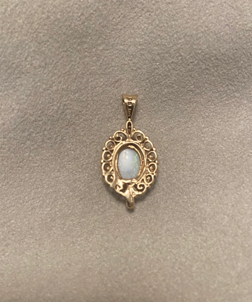 10k Yellow Gold Opal Pendant - photo 2