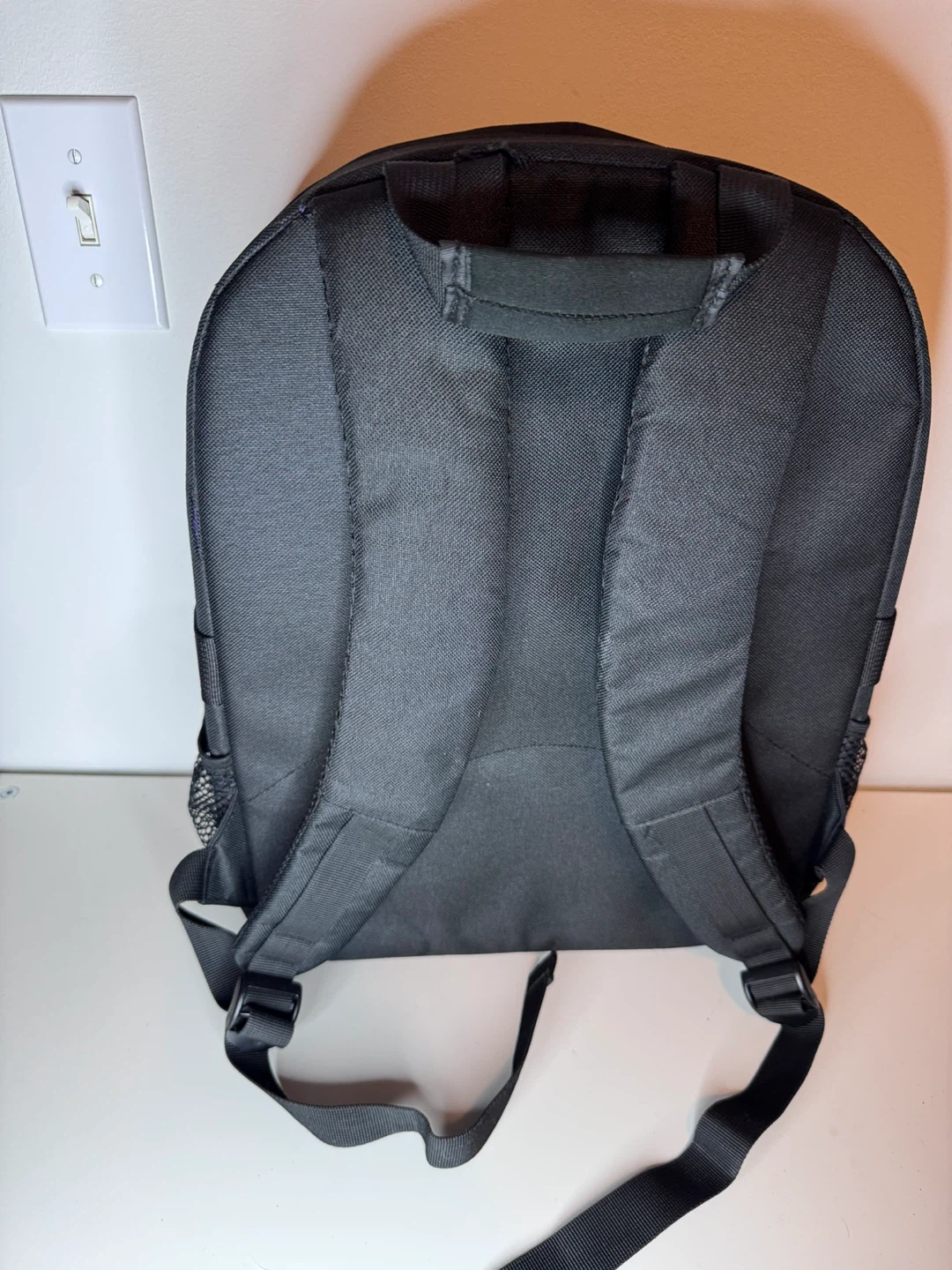 G-raphy Camera Backpack, like new!! - photo 2