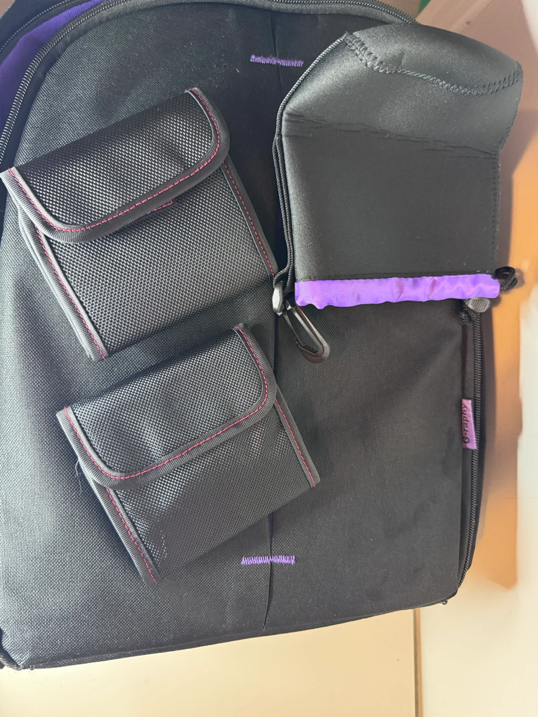 G-raphy Camera Backpack, like new!! - photo 5