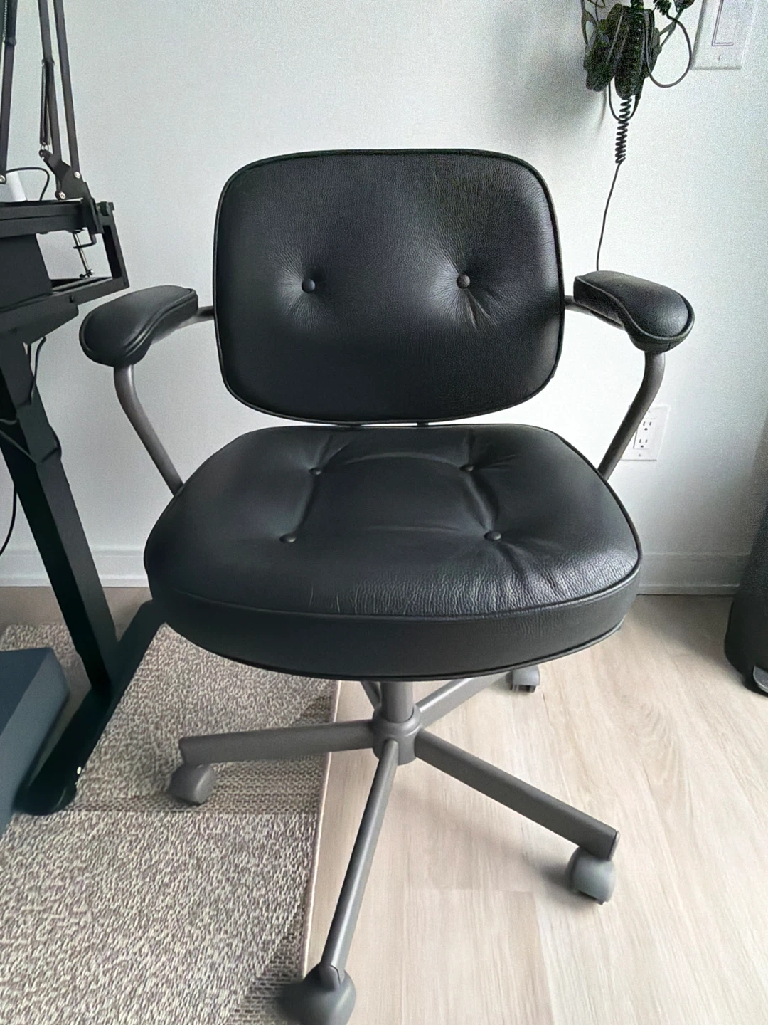 Office Chair - Glosed Black - IKEA ALEFJÄLL