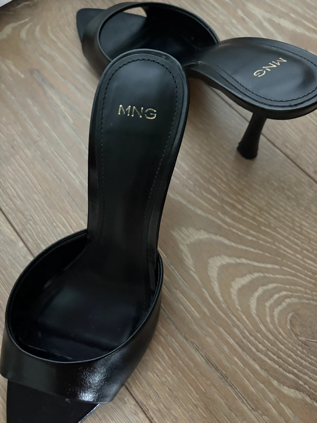 Mango black sandals