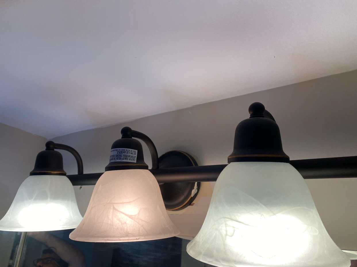 3-Light Vanity Fixture - photo 2