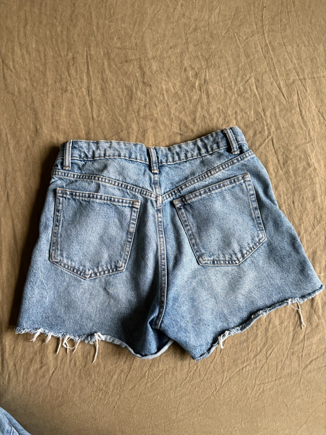 ZARA Denim Shorts Size 4 - photo 4