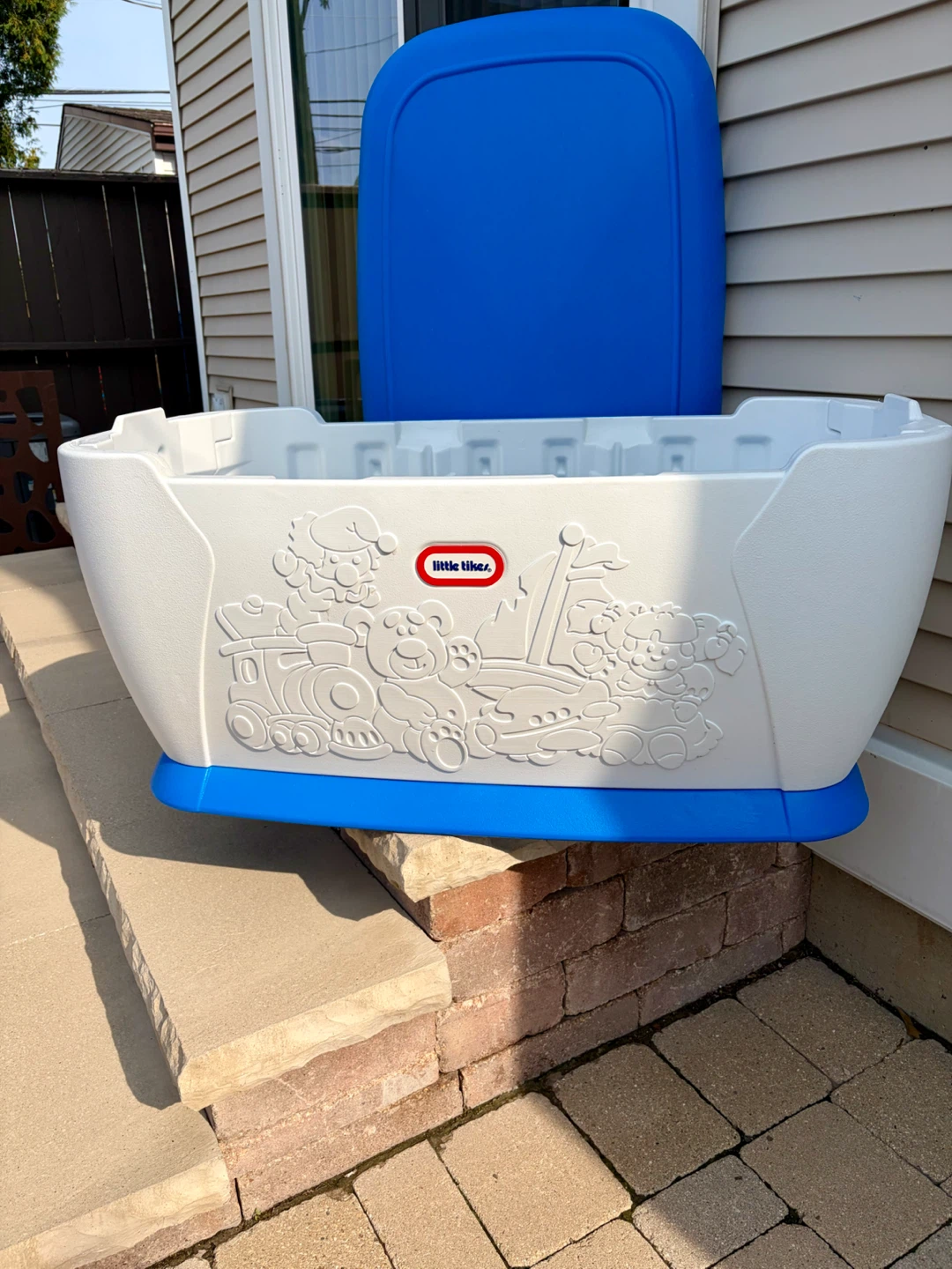 LITTLE TIKES TOY CHEST INDOORS/OUTDOORS - photo 2
