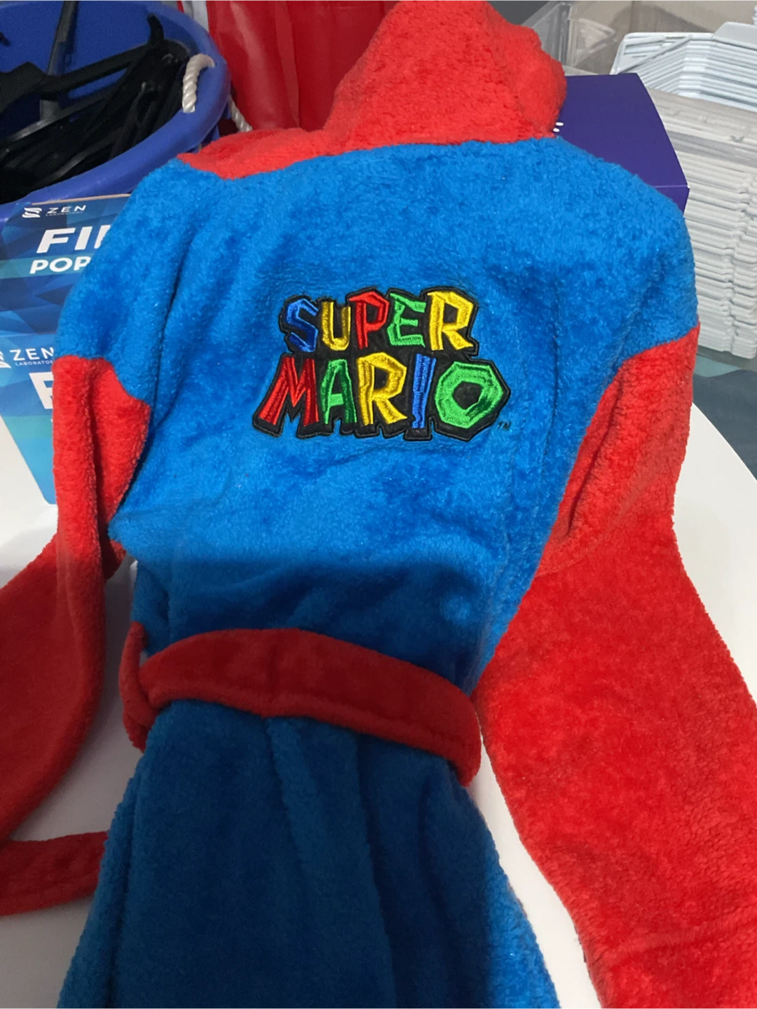 Super Mario Fleece Robe - photo 4