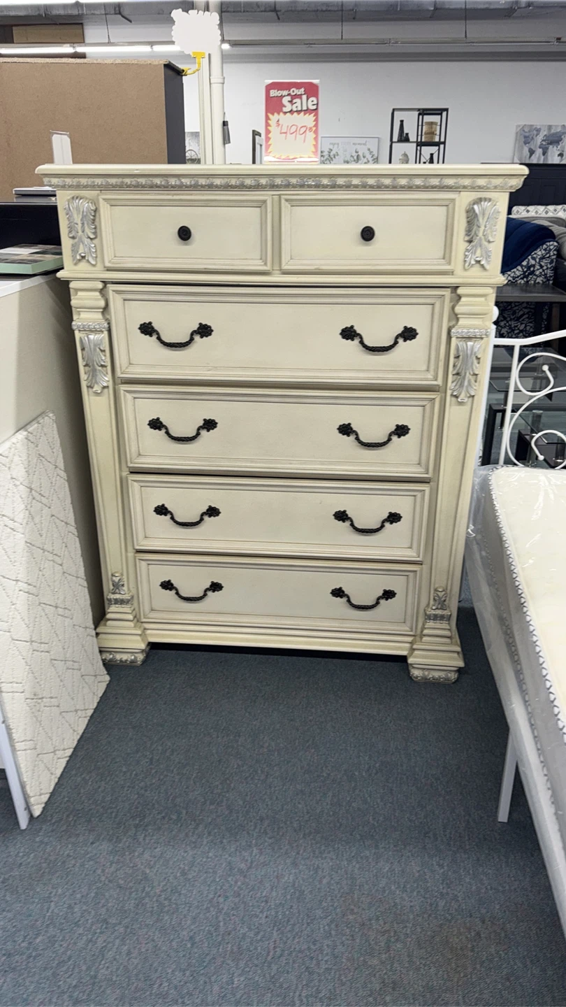 Cream Chest of Drawers