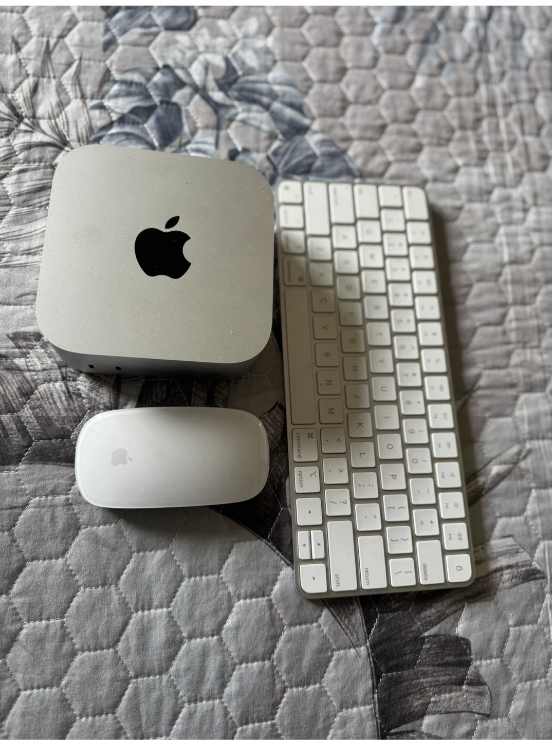 Mac Mini with keyboard and mouse - photo 3