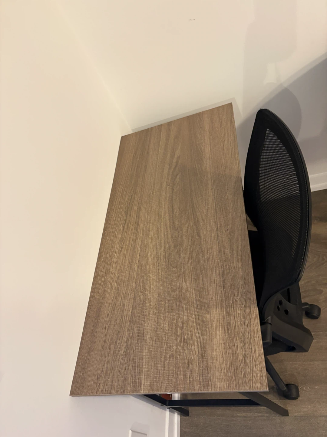 Work Desk and Black Chair - photo 2