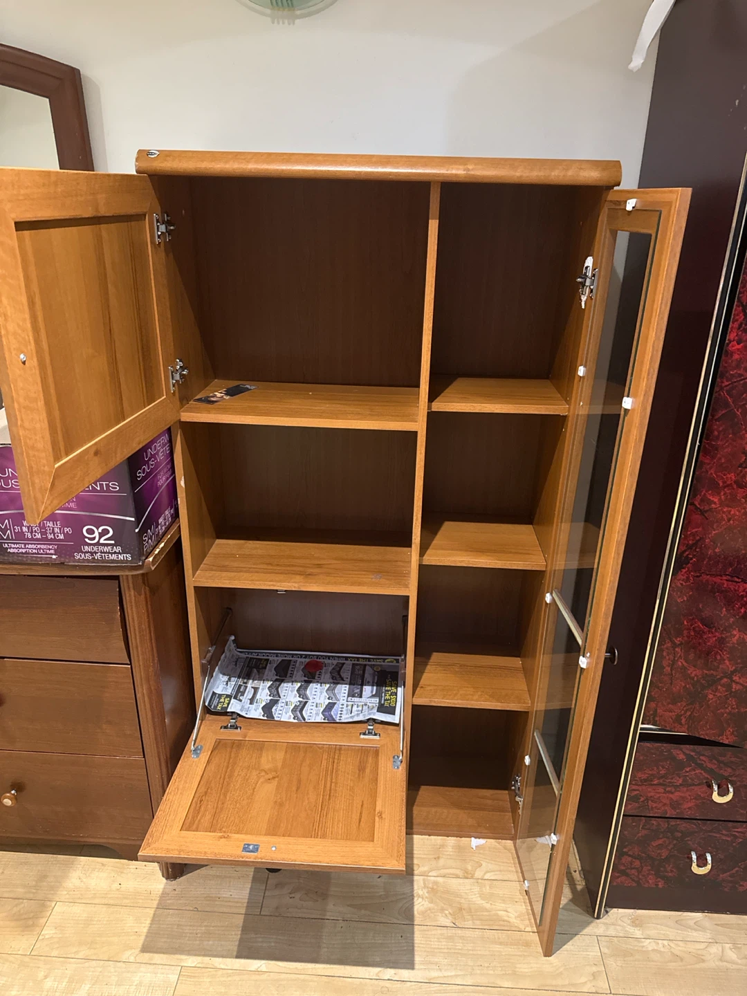 Wooden display cabinet with glass door - photo 3