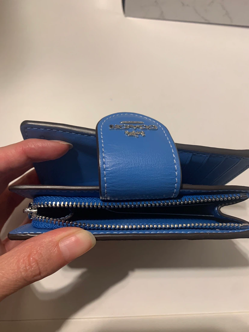 Coach Signature Wallet with Blue Snap - photo 3