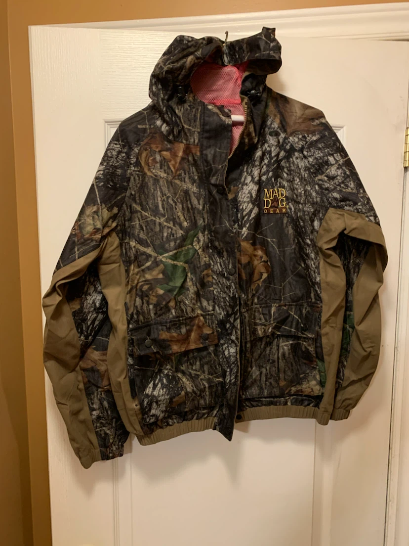 Mad Dog Gear Growler Series Youth L Jacket