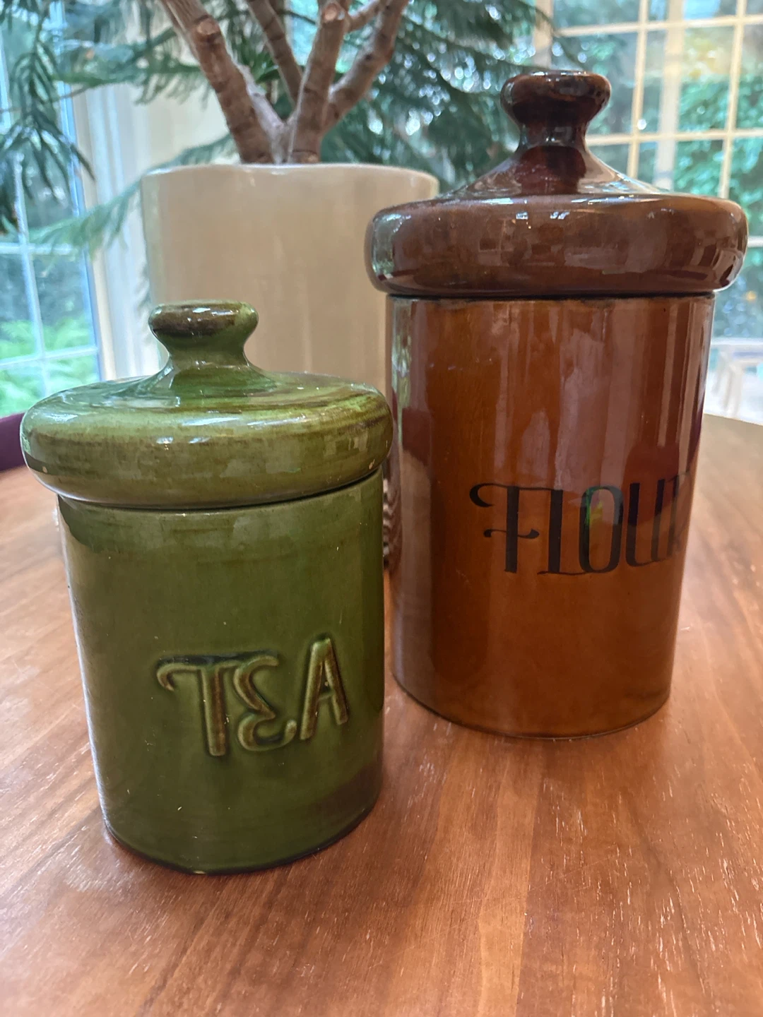 Vintage LP Canada set Green Ceramic "TEA" Canister
