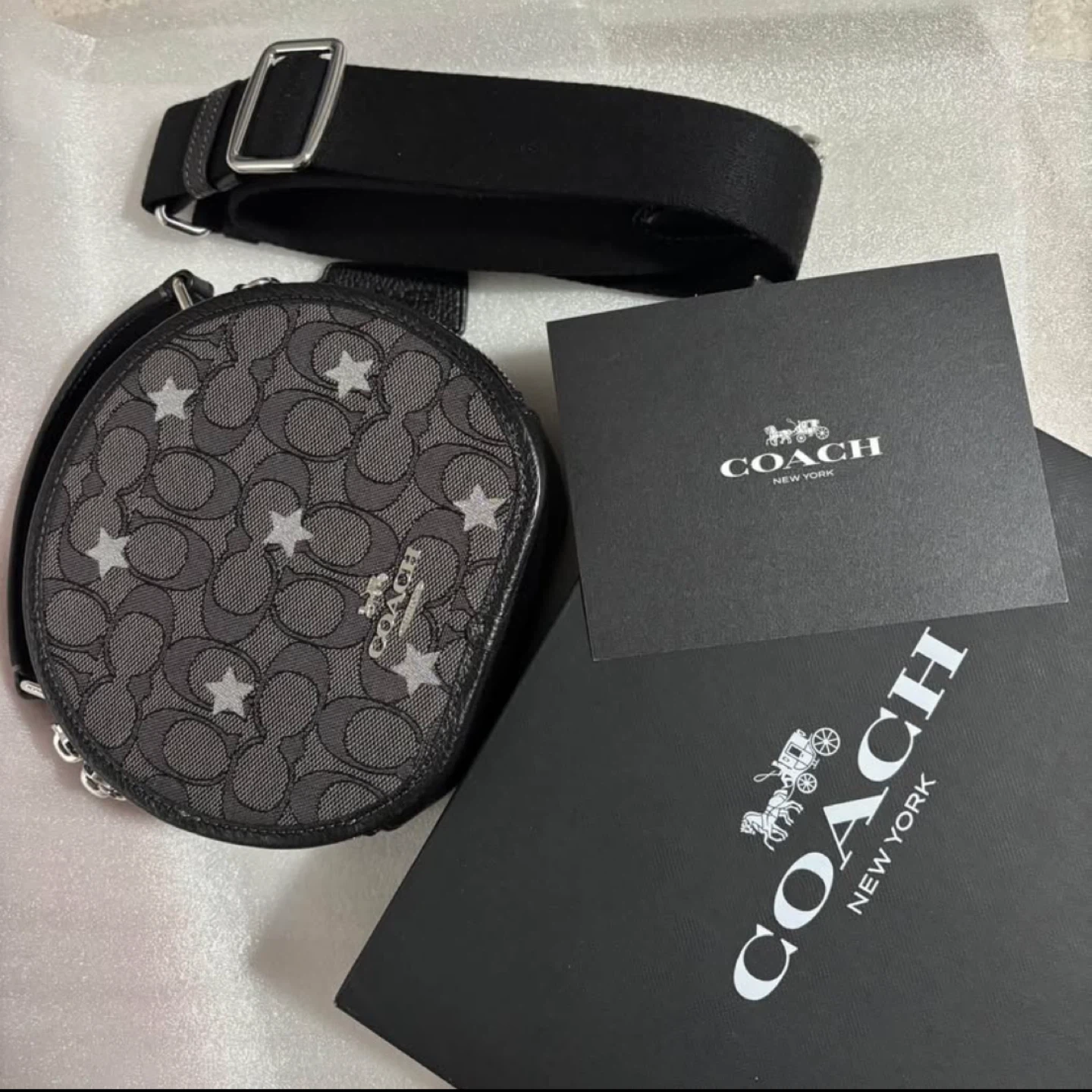 Coach Signature Star Round Vanity Bag - photo 2