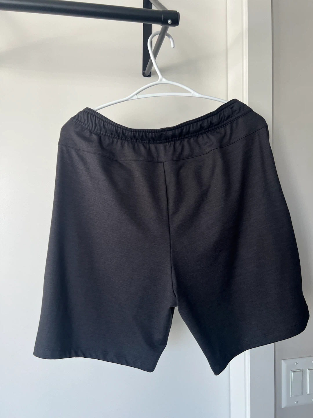 New FWD Men's Shorts (M) - photo 2