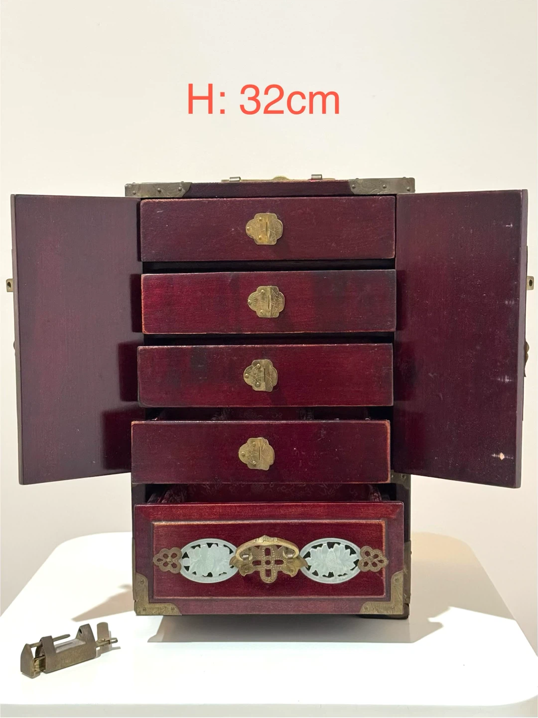 Vintage Wooden Jewelry Box with Jade Inlays - photo 2