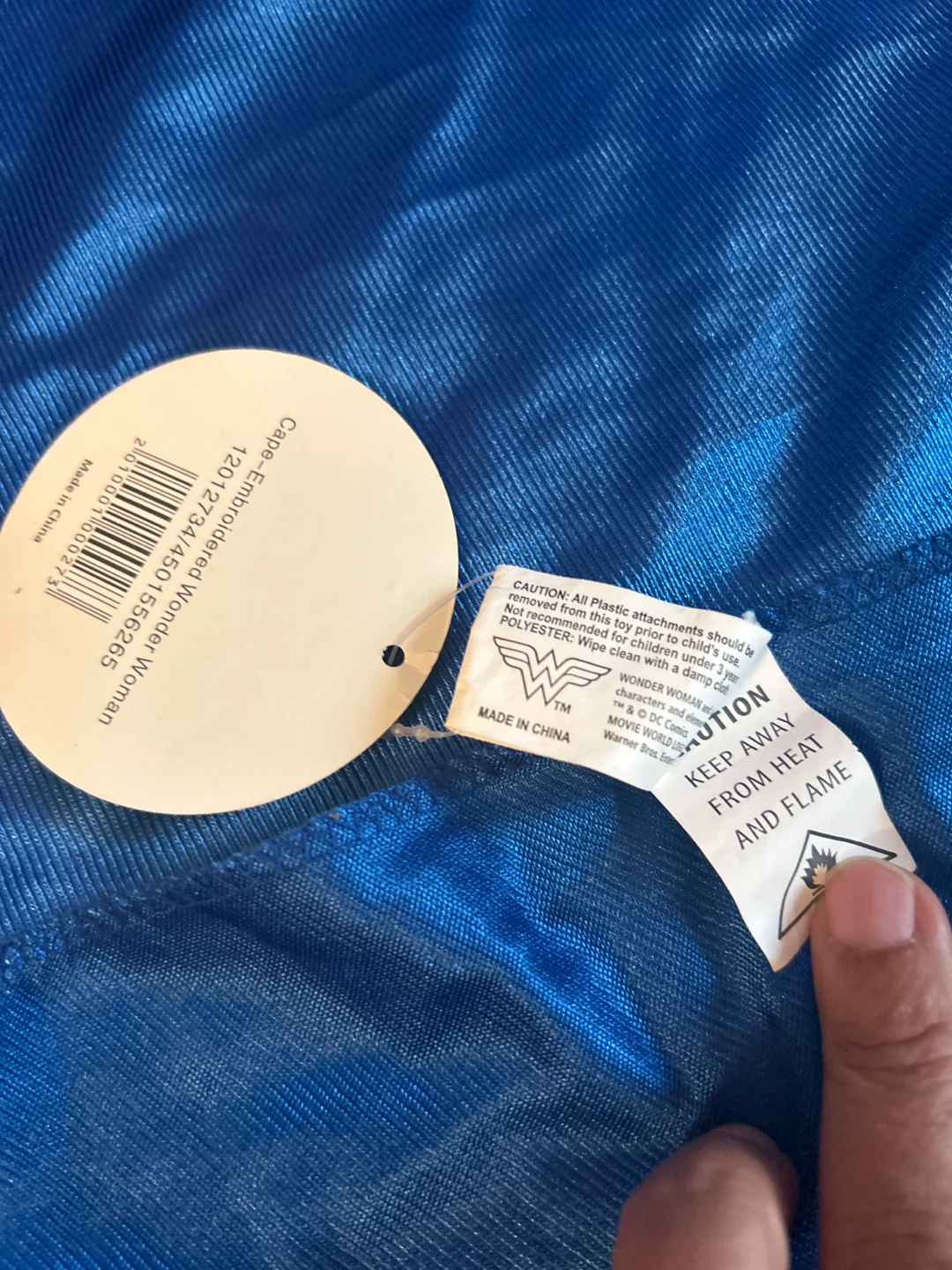 Wonder Woman Cape - Embroidered - photo 3