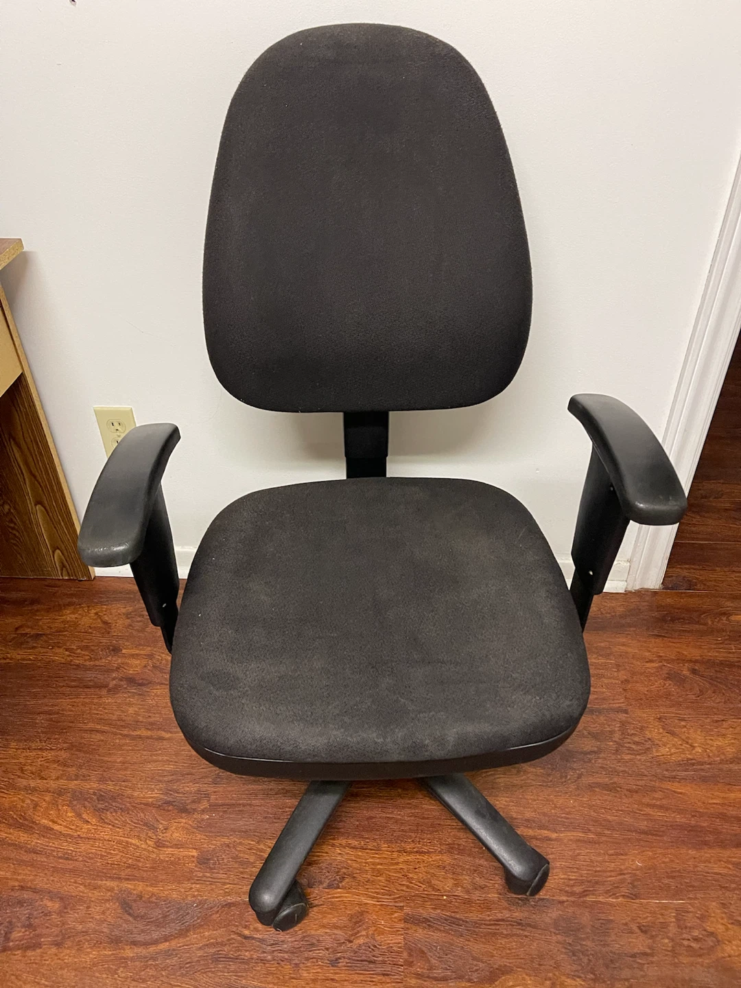 Black Ergonomic Office Chair - photo 2