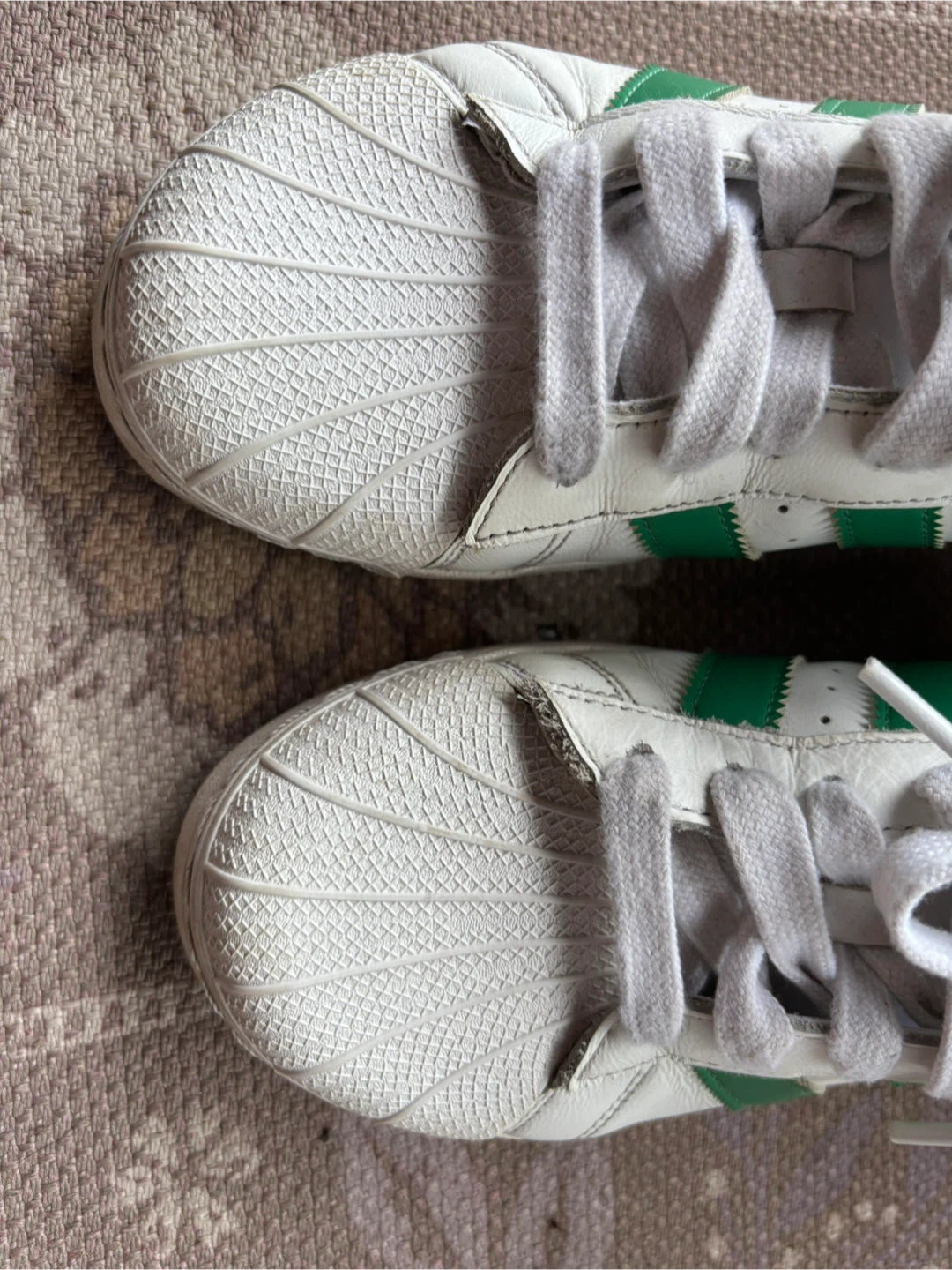 Adidas Superstars Green size 8.5 men’s - photo 3