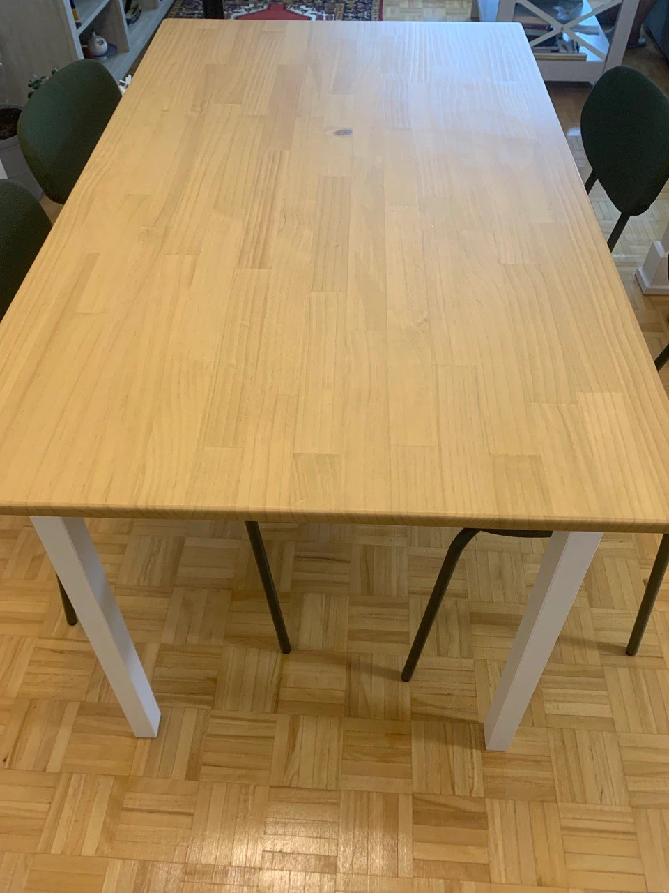 Dining table & 4 chairs