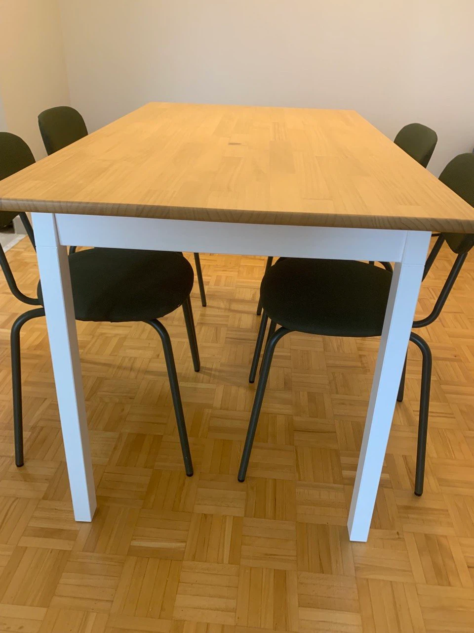 Dining table & 4 chairs - photo 2