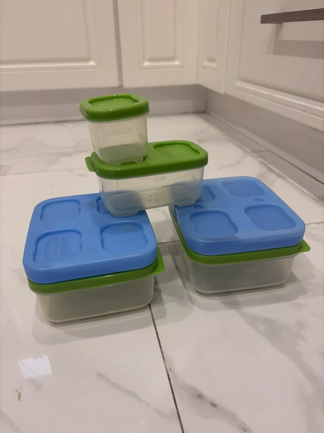 Rubbermaid Food Storage Containers (Set of 4)