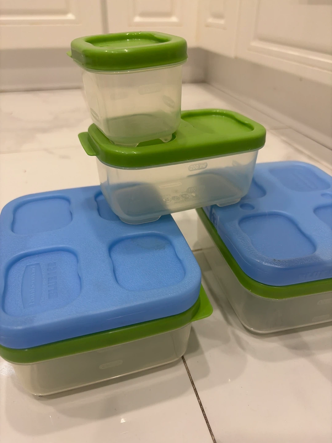 Rubbermaid Food Storage Containers (Set of 4) - photo 3