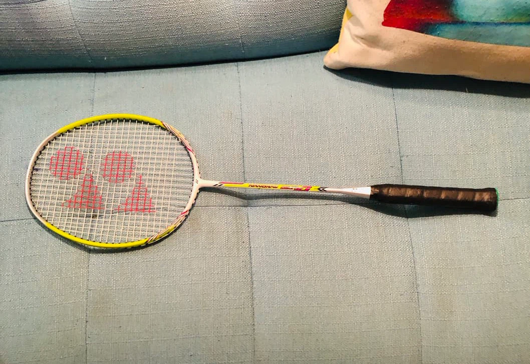 Yonex Badminton Racket with Cover - photo 2