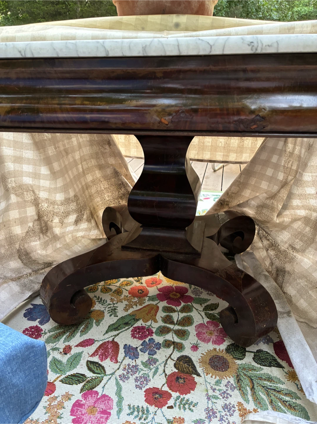 Marble Top Pedestal Table - photo 2