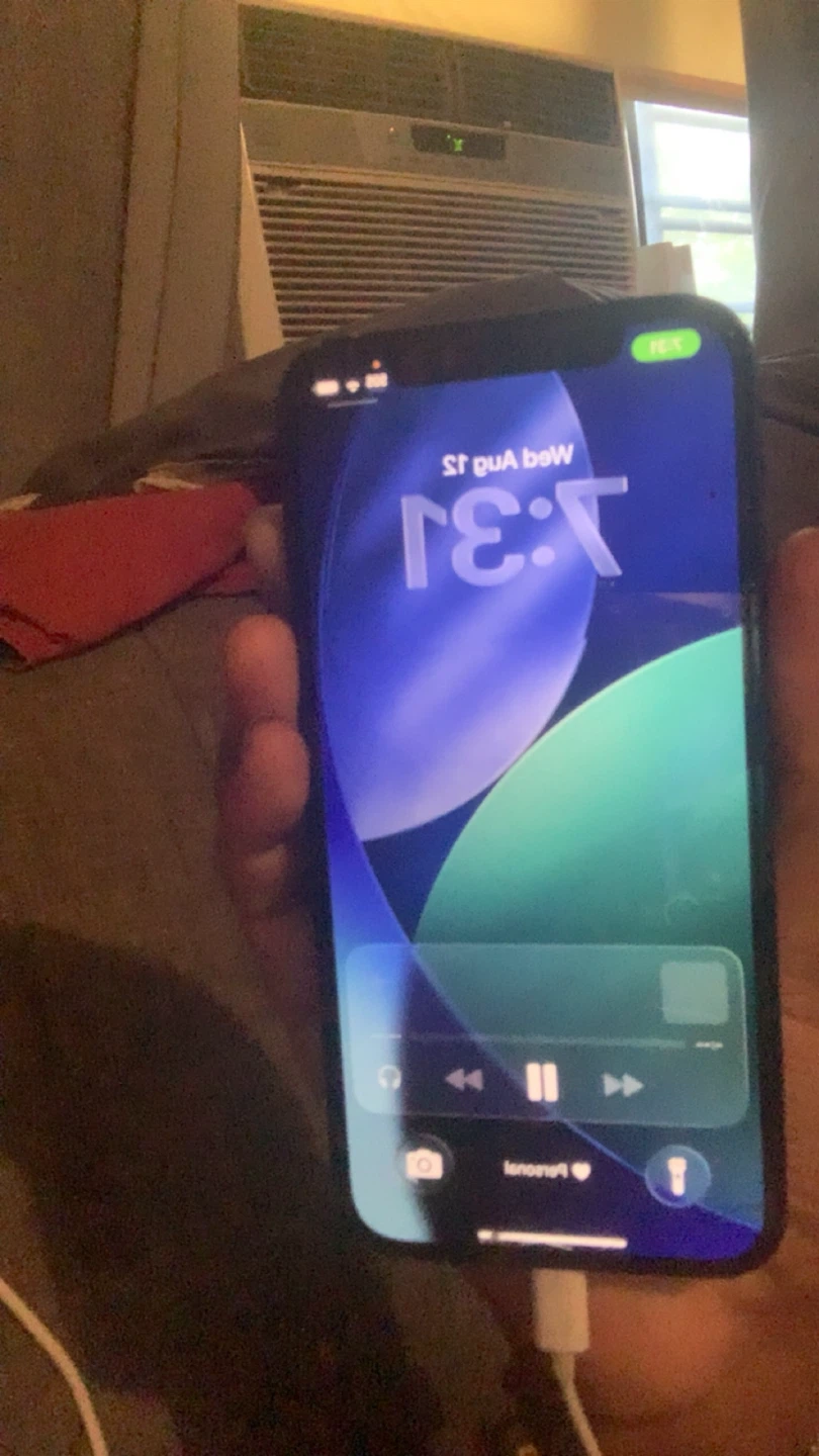 iphone 12 - photo 2
