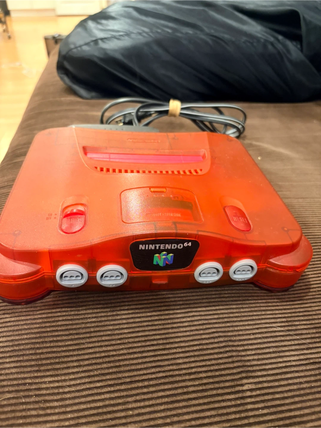 Nintendo 64 Console – Watermelon Red (Funtastic Series)