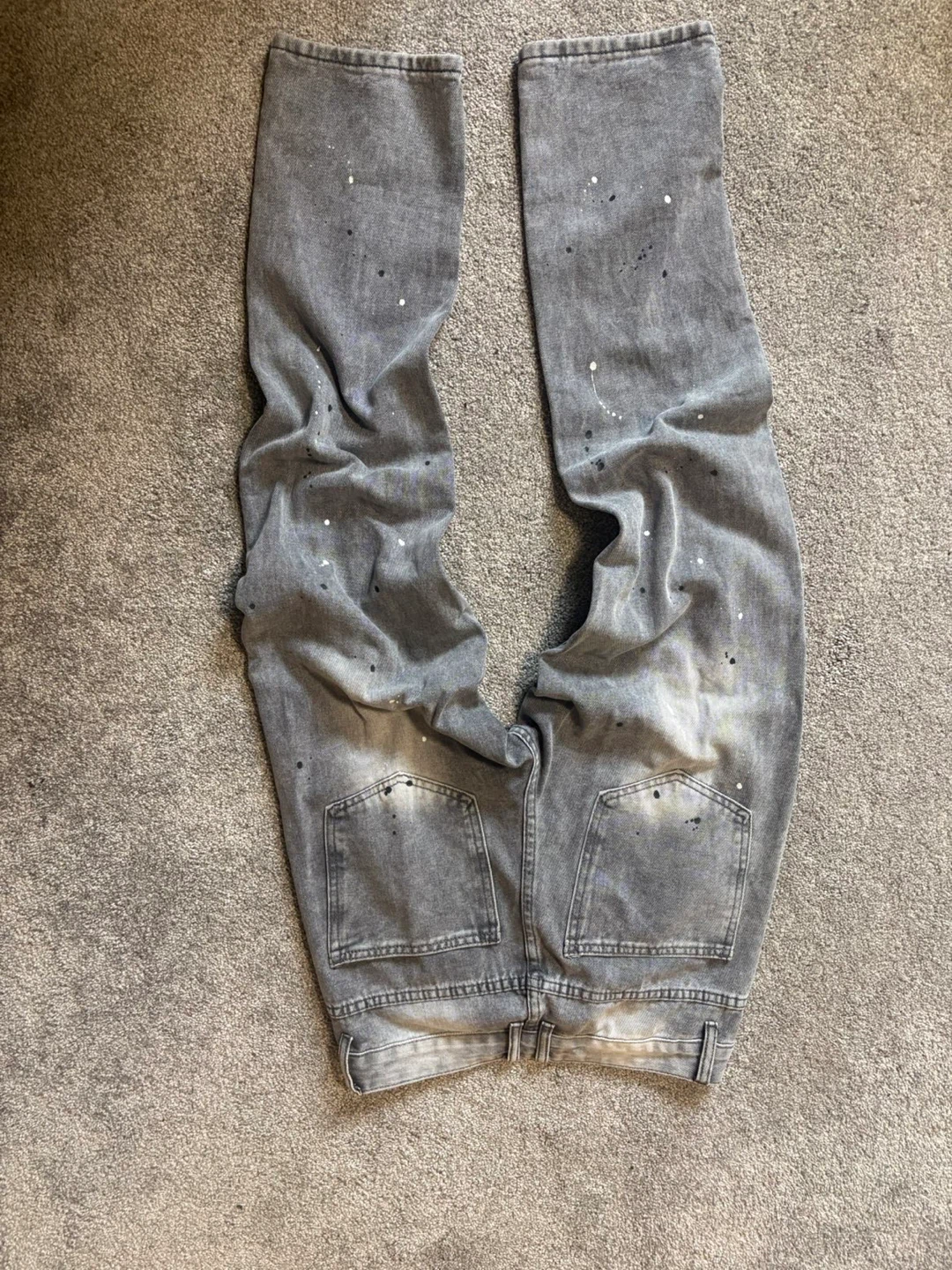 Grey Distressed Jeans with Paint Splatter - photo 3
