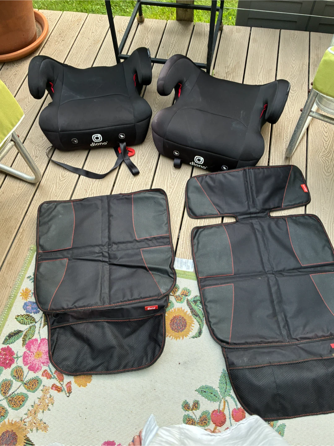 Diono Booster Car Seat Set with Seat Protectors