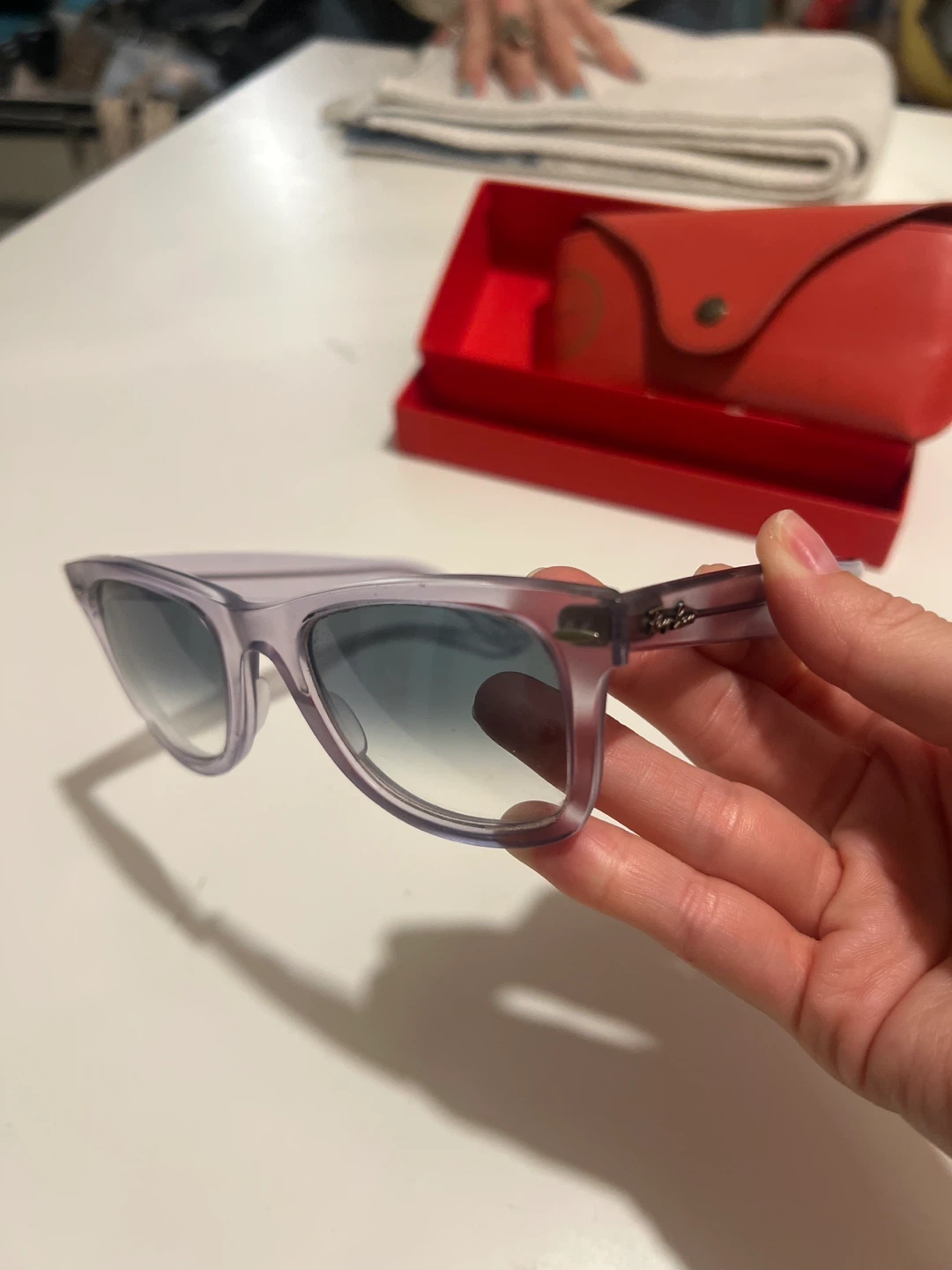 Ray-Ban Wayfarer Sunglasses - photo 2