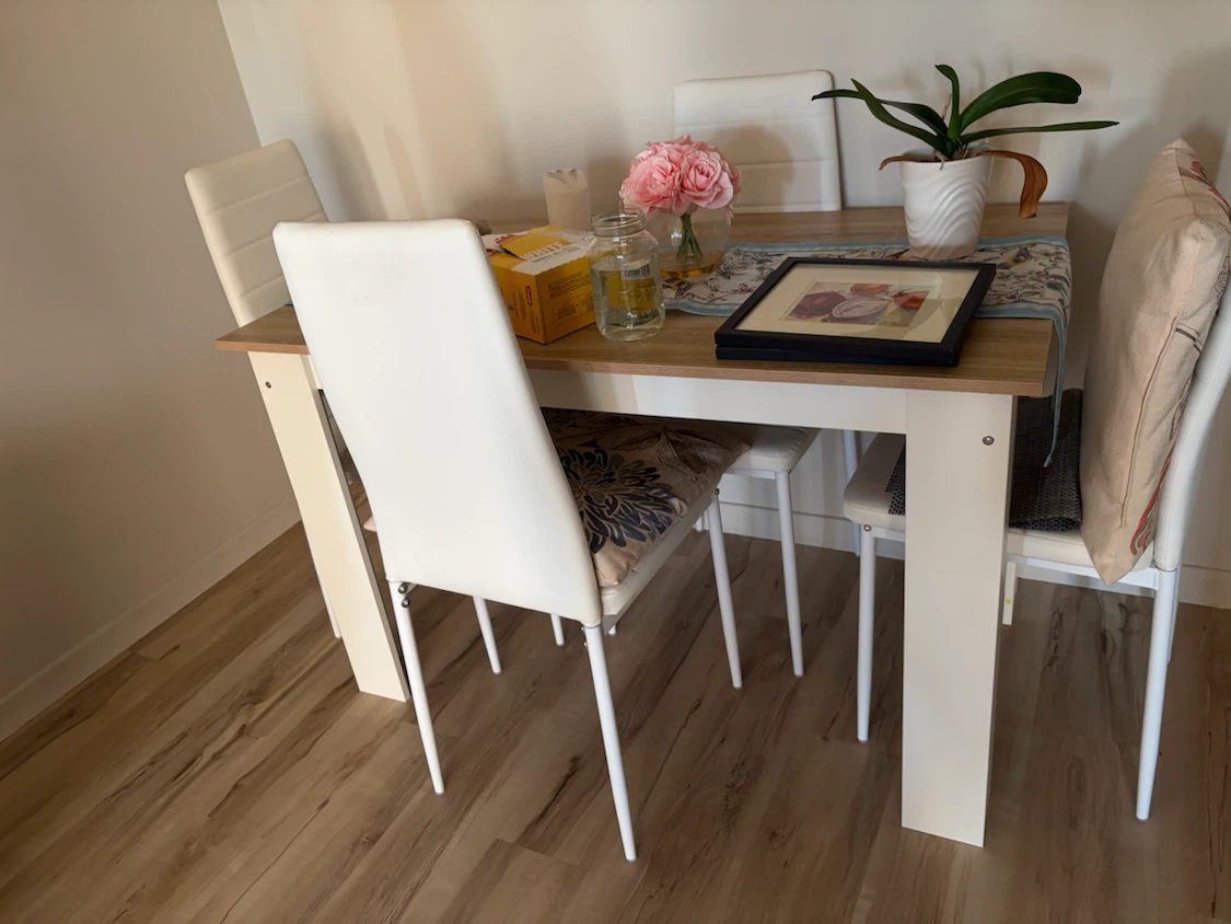Dining Table and 4 Chairs Set