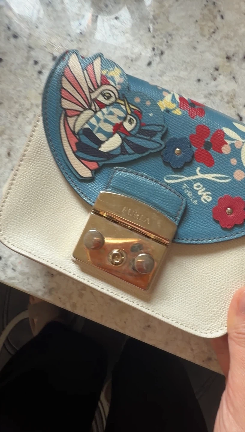 Furla Metropolis Crossbody Bag with 2 Interchangeable Flaps - photo 5