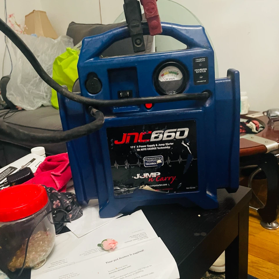 JNC660 12V Jump Starter need new battery