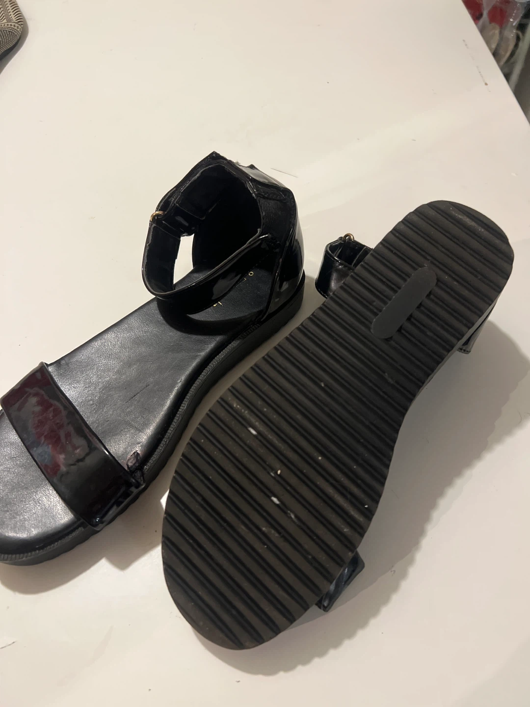 Black Flat Sandals - photo 2