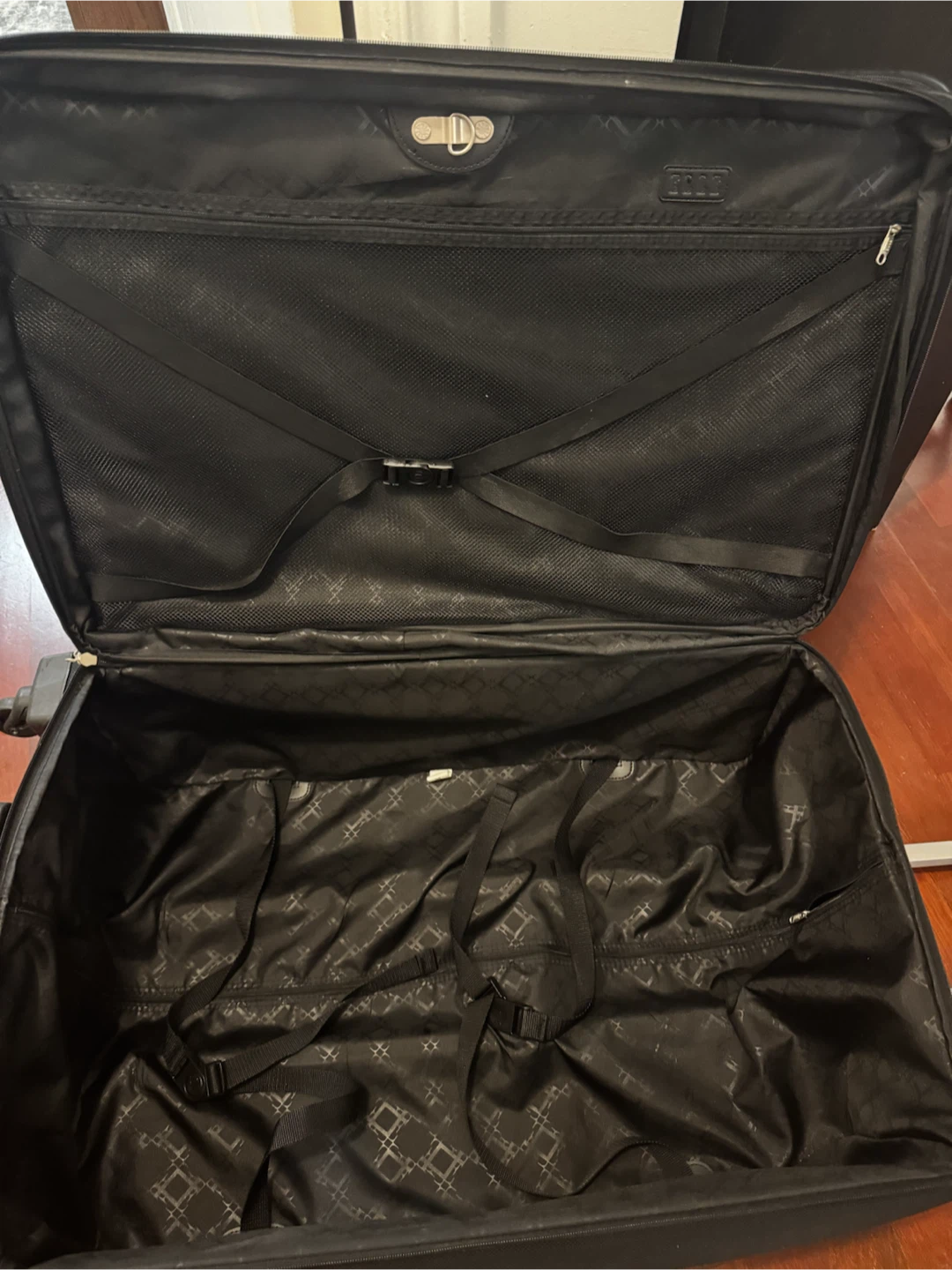 Large ELLE Black Softside Rolling Suitcase - photo 4