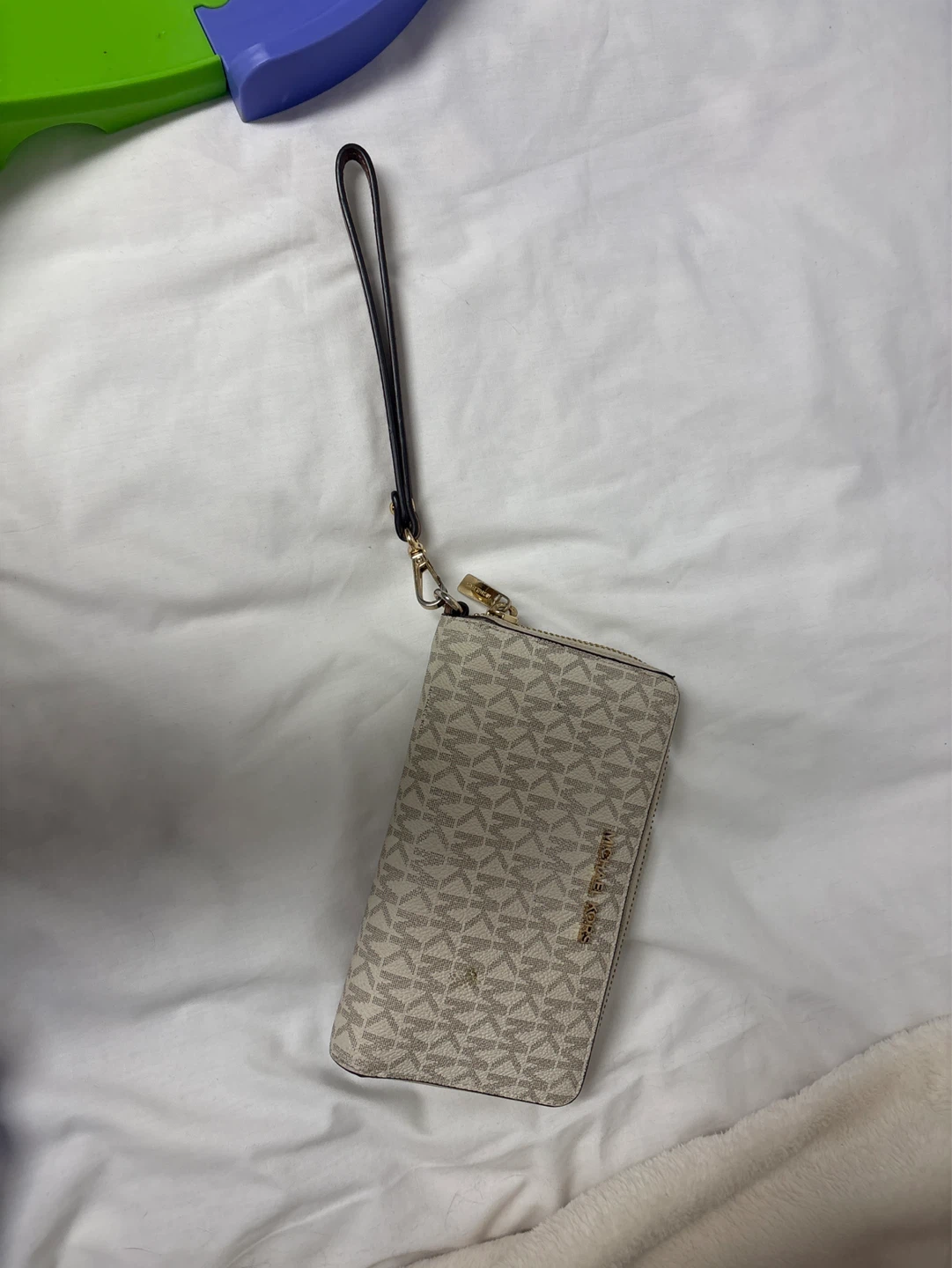 Michael Kors Wristlet