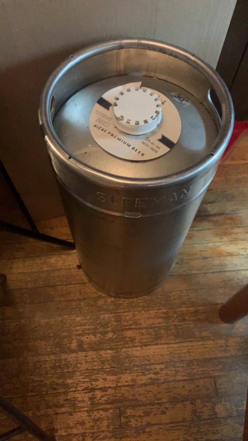 Sleeman Biere Premium Beer Keg - photo 3