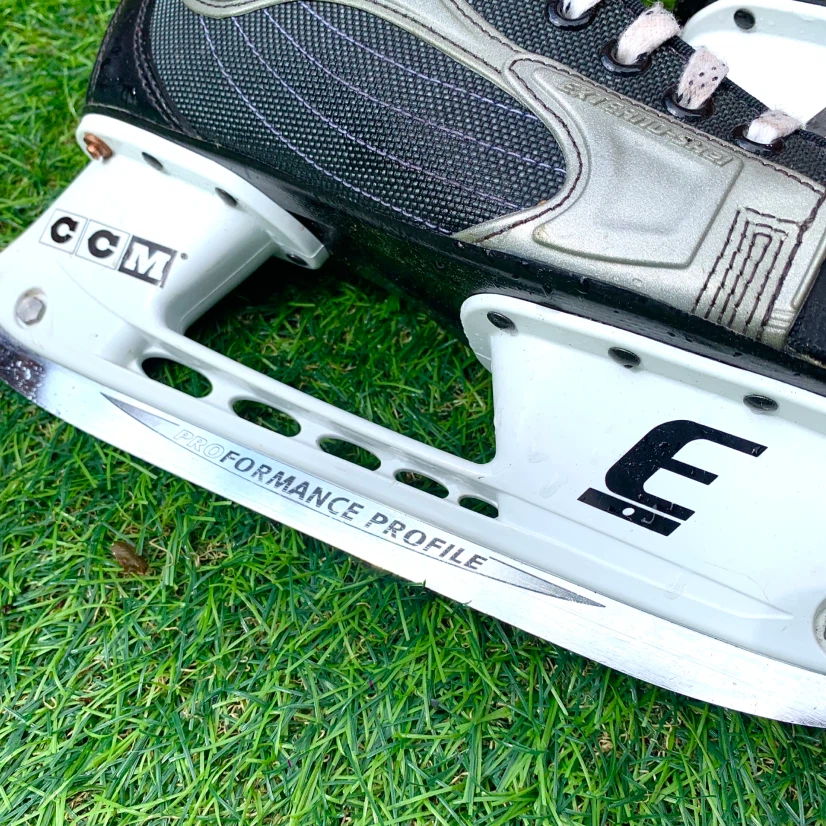 Hockey Skates Size 7 EE Wide Ice Skating CCM E-Flex 10 Adult - photo 4